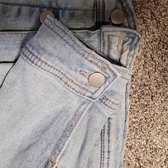 Universal Thread denim jacket - Picture 4 of 10